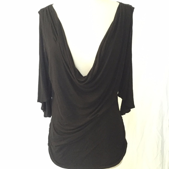 🖤 Cold Shoulder, Hot Look 🖤 Black Cold Shoulder Top – Size L 😏🔥💃 - Picture 1 of 8